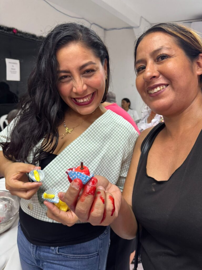 Asoc. Silueta X Emprendedores Pasteleria Mujeres Migrantes LGBT Afro Indigenas Trans Discapacidad 768x1024